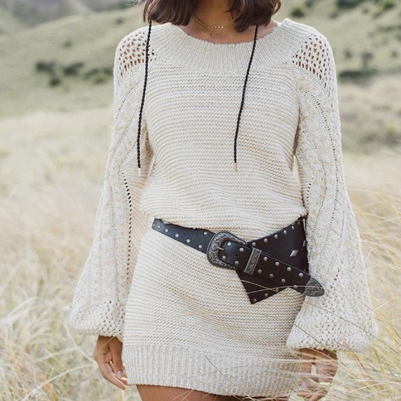 Spell Carmen Knit Dress - Picture 5 of 16